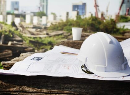 Comment mettre fin à la prestation d’un artisan qui fait « traîner » le chantier et/ou qui a commis des malfaçons ?